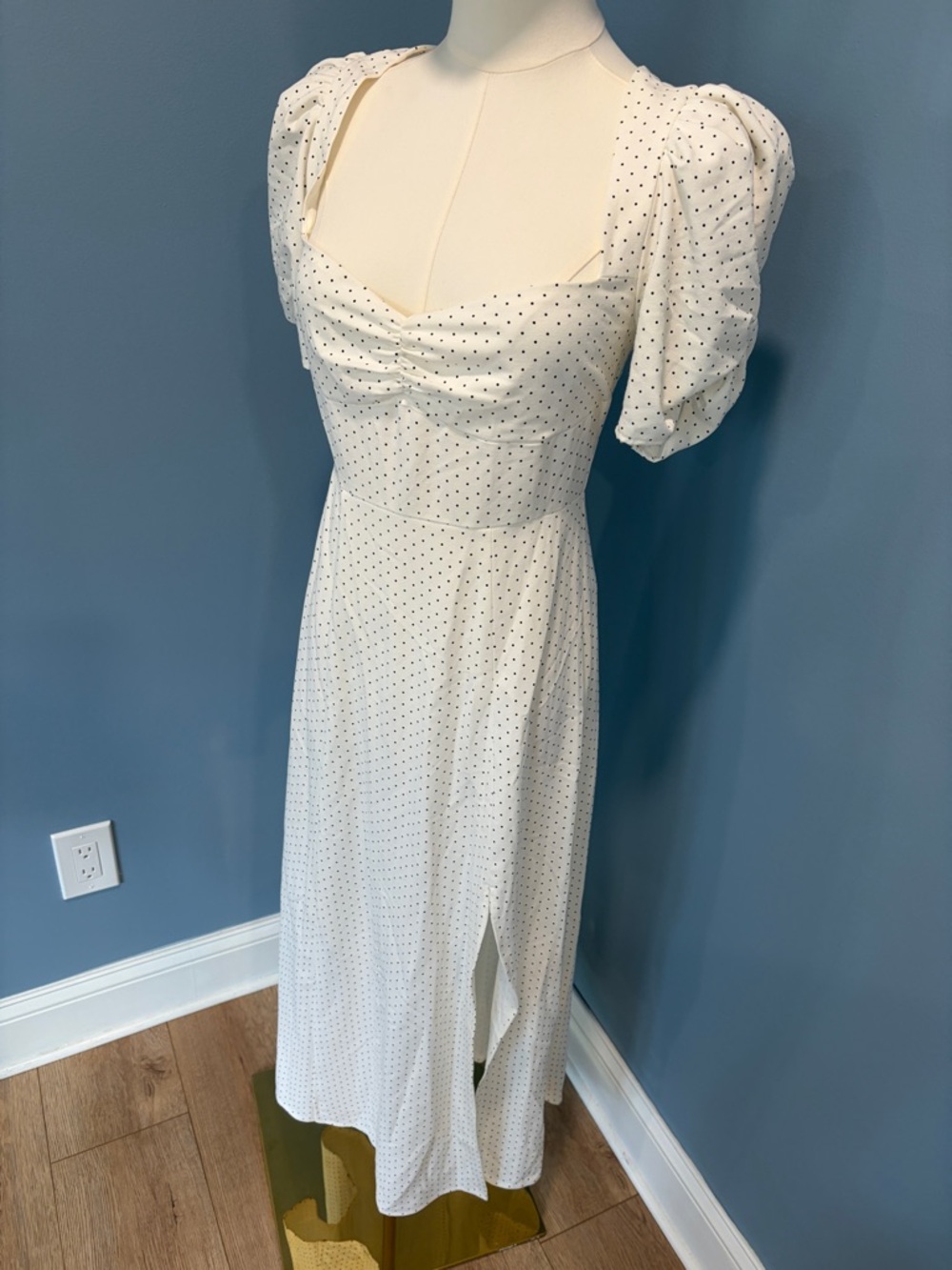 Danielle Bernstein Polka Dot Midi Dress Size 0 White Puff Sleeve Sweetheart Neck